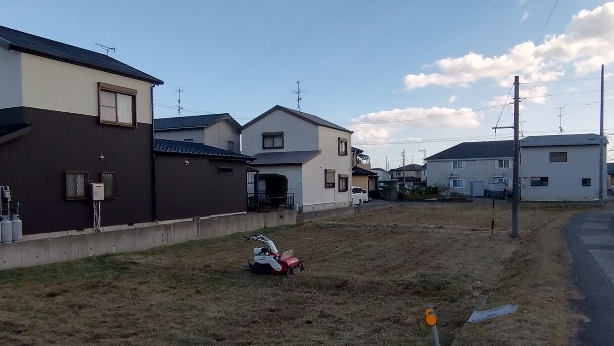 画像2392：湖西市梅田で農地除草作業です。